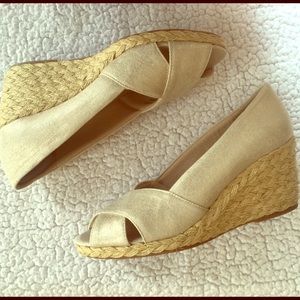 Women’s cream wedges